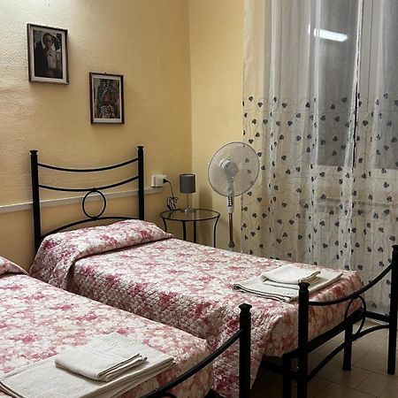 Albergo Fiorita Génova Exterior foto