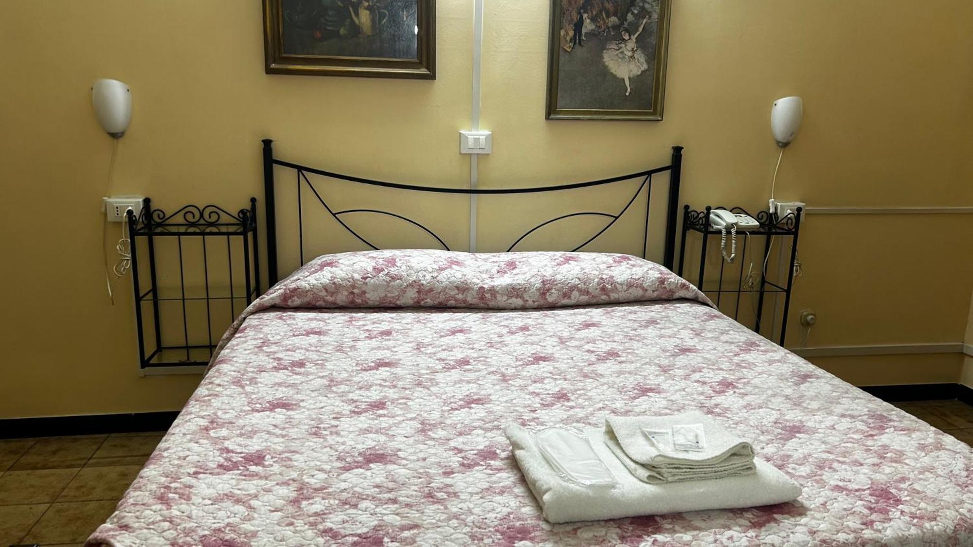 Albergo Fiorita Génova Exterior foto